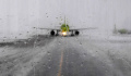 Московские аэропорты работают штатно на фоне сильных дождей