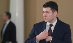 Алиханов не собирался на другую работу, заявил его пресс-секретарь